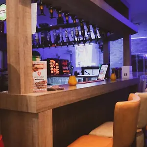 https://het-wapen-van-pernis.thehaguehotels.net